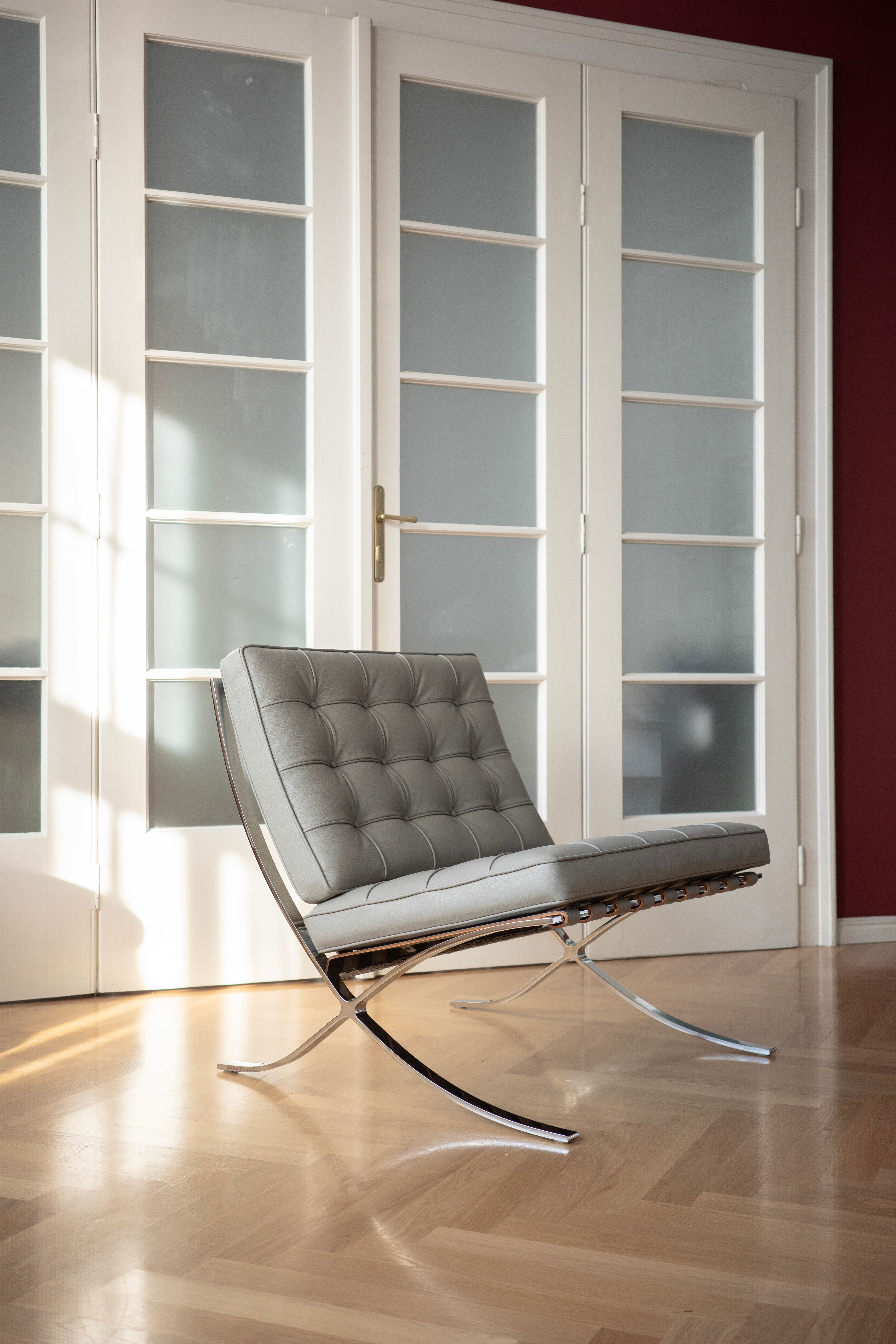 Kreslo Barcelona - Knoll