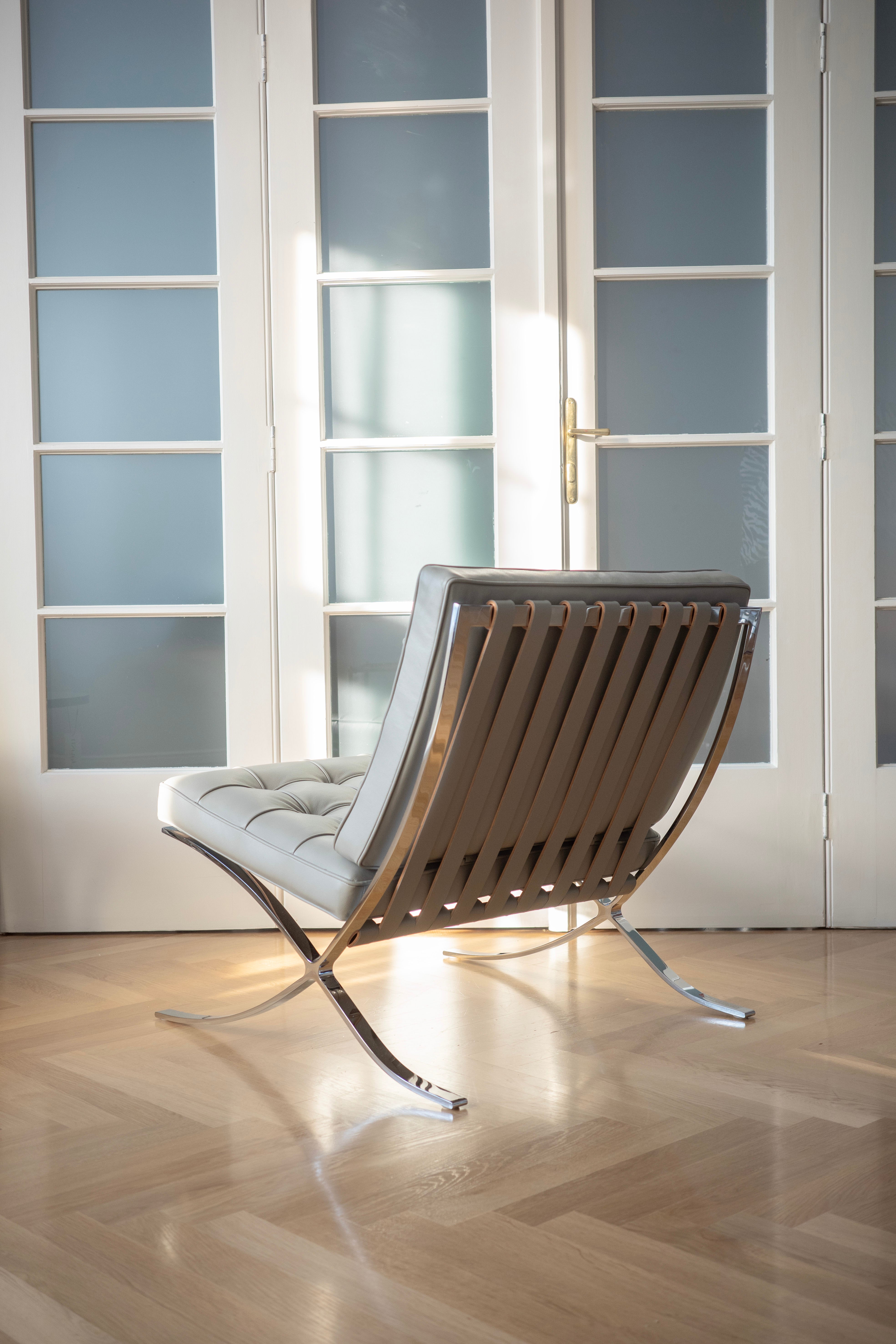 Kreslo Barcelona - Knoll