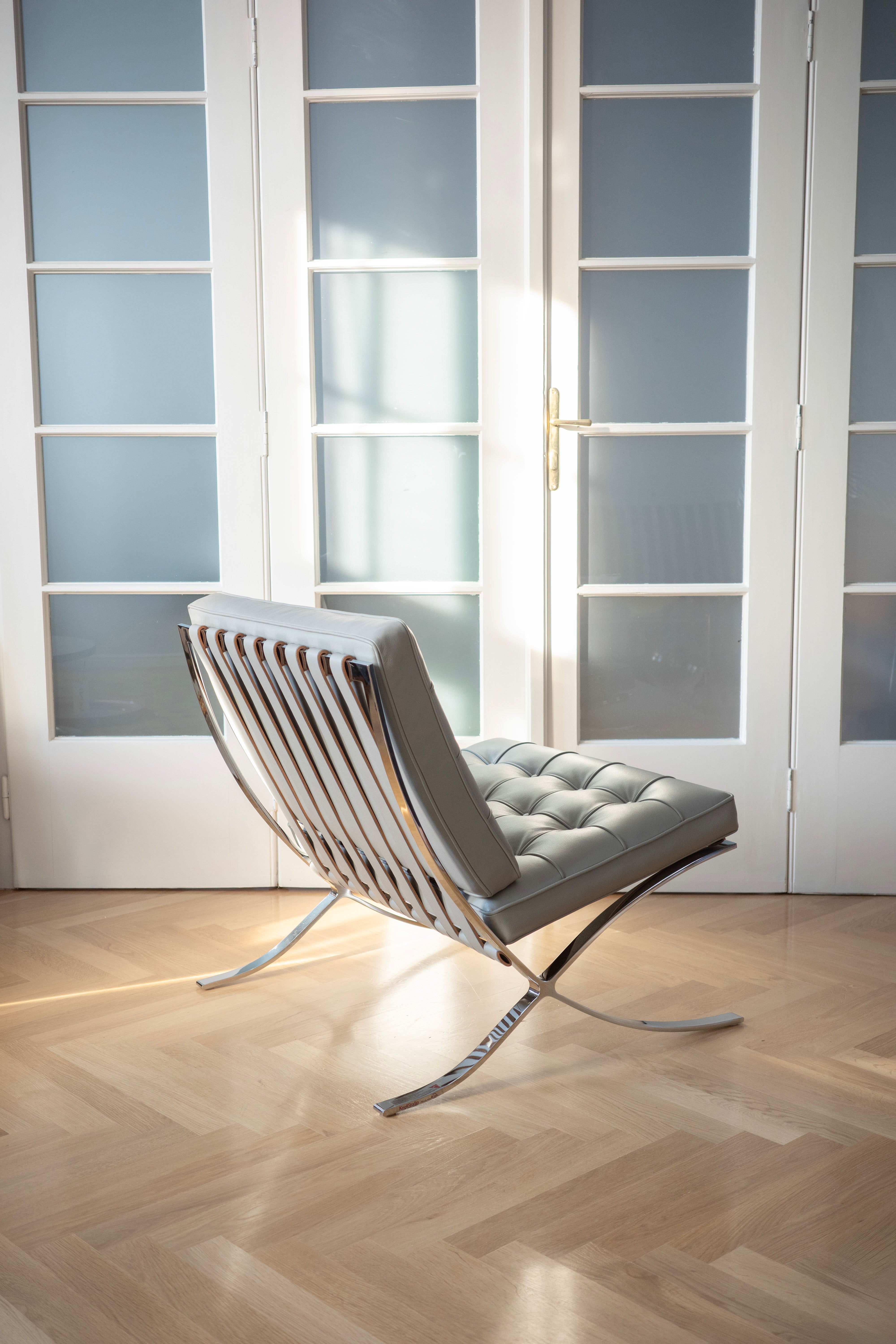 Kreslo Barcelona - Knoll