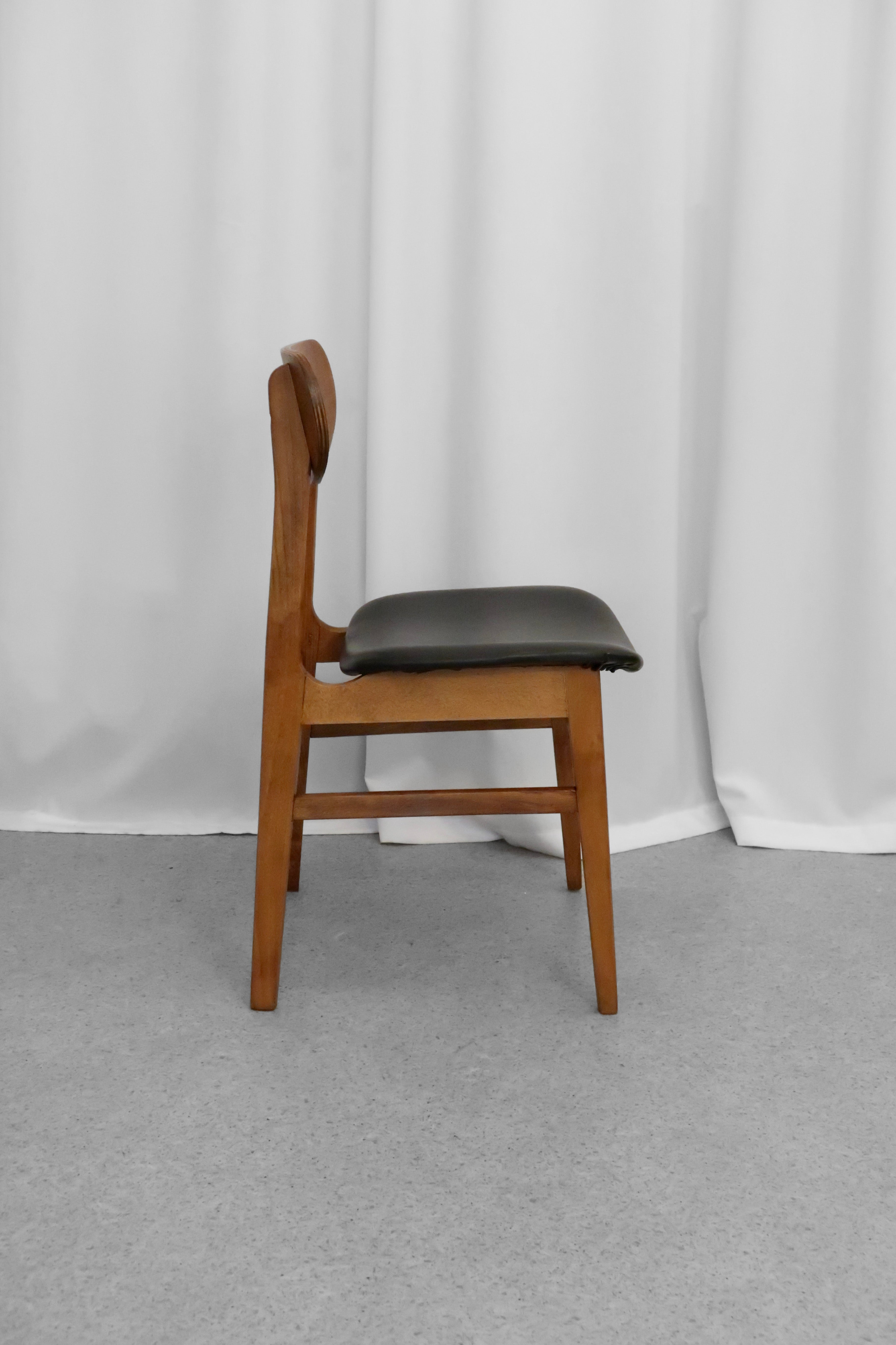 Dánske jedálenské stoličky, teak a koža, 1960s