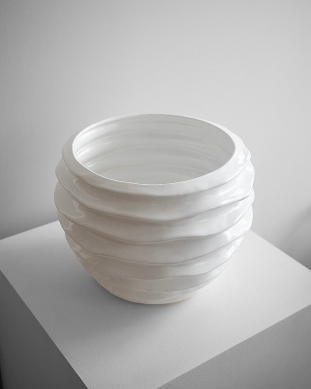 Biely keramický črepník, 1990's