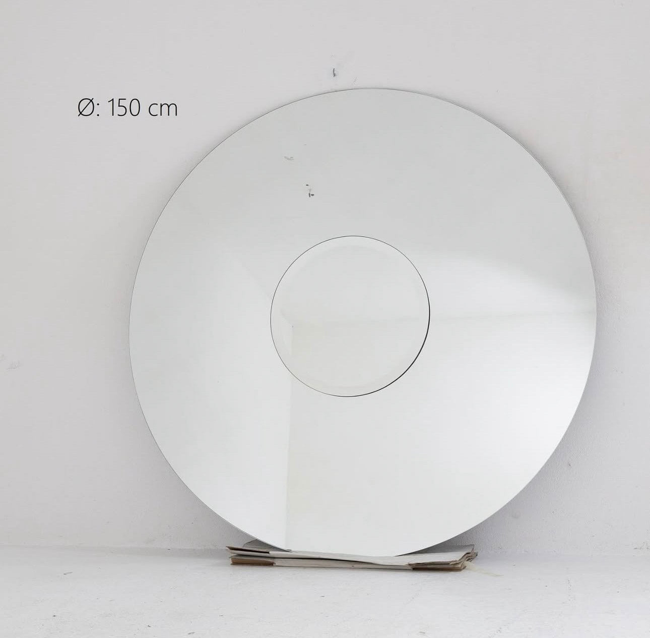 Veľké okrúhle zrkadlo, Taliansko, 1990's