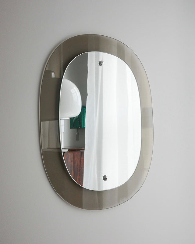 Oválne zrkadlo so skleneným rámom, 1970s
