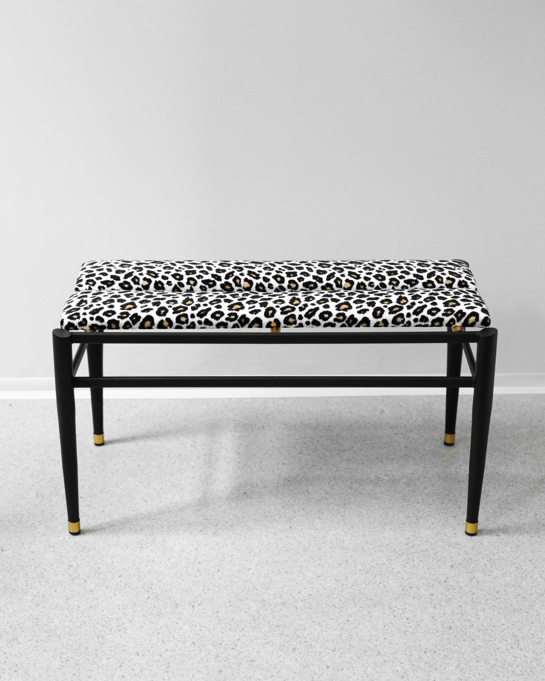 Lavica leopard, 1960s