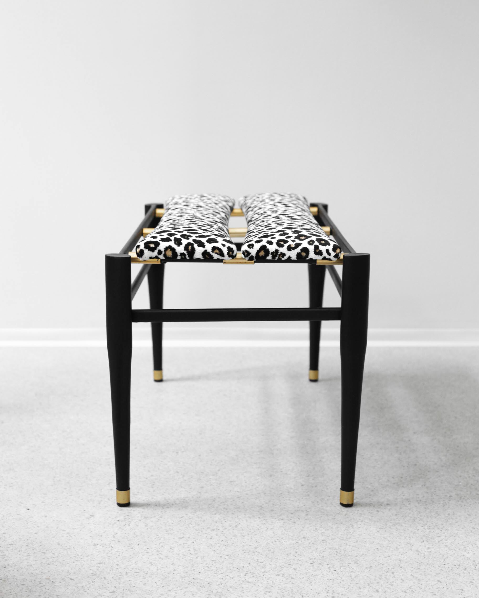 Lavica leopard, 1960s