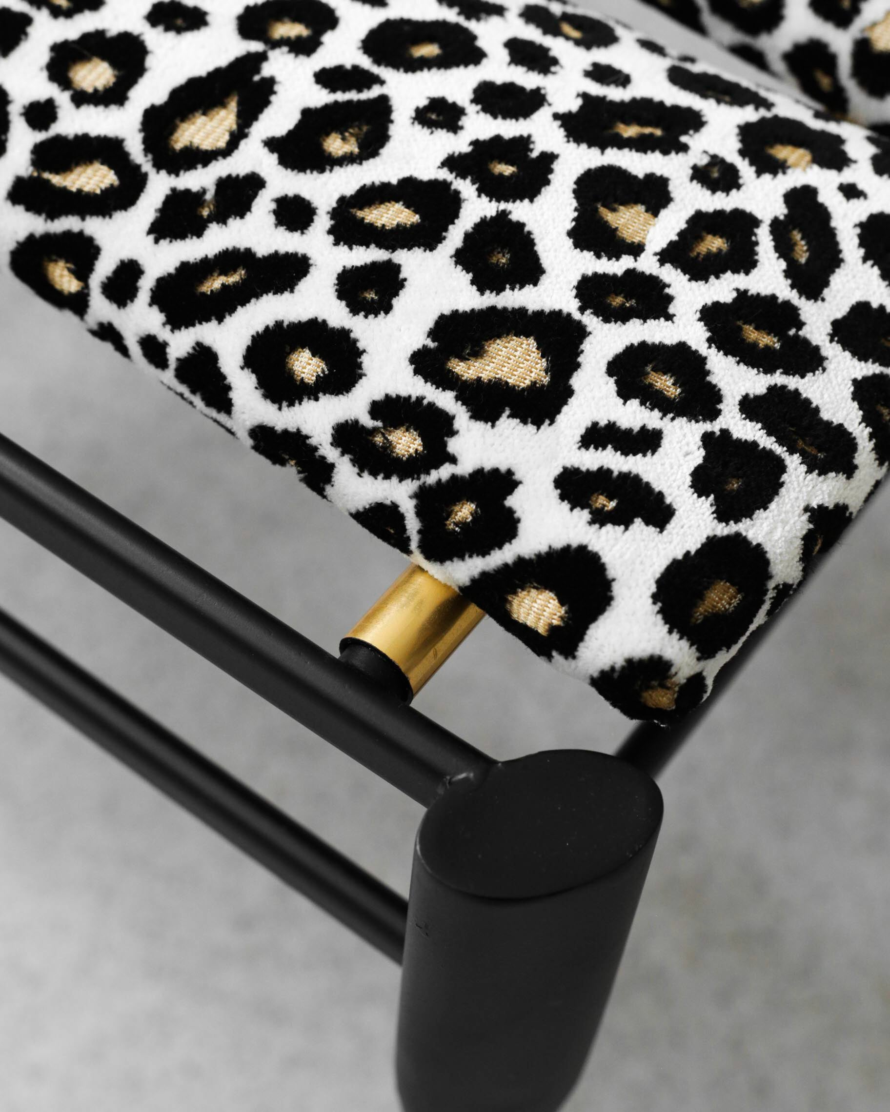 Lavica leopard, 1960s