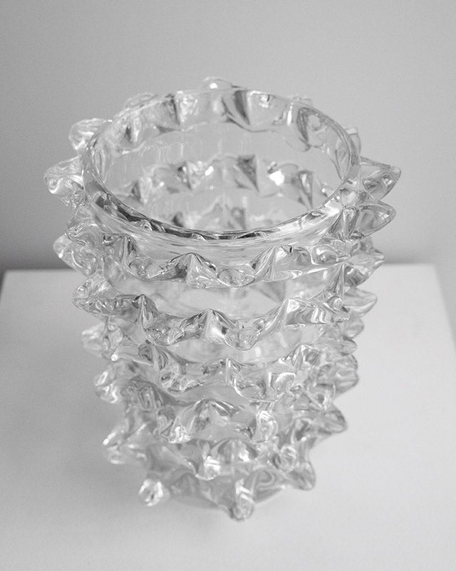 Váza s “rostrato” dizajnom