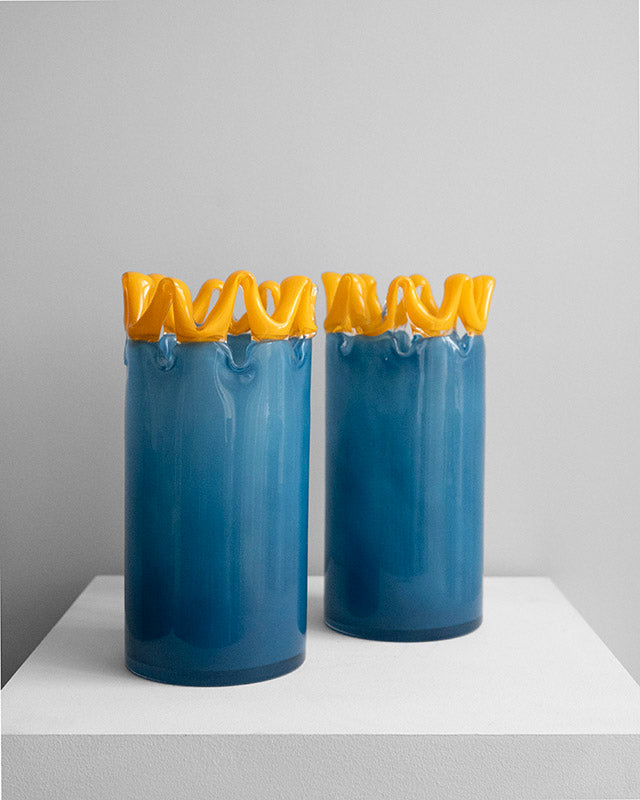 Glass vase with crown