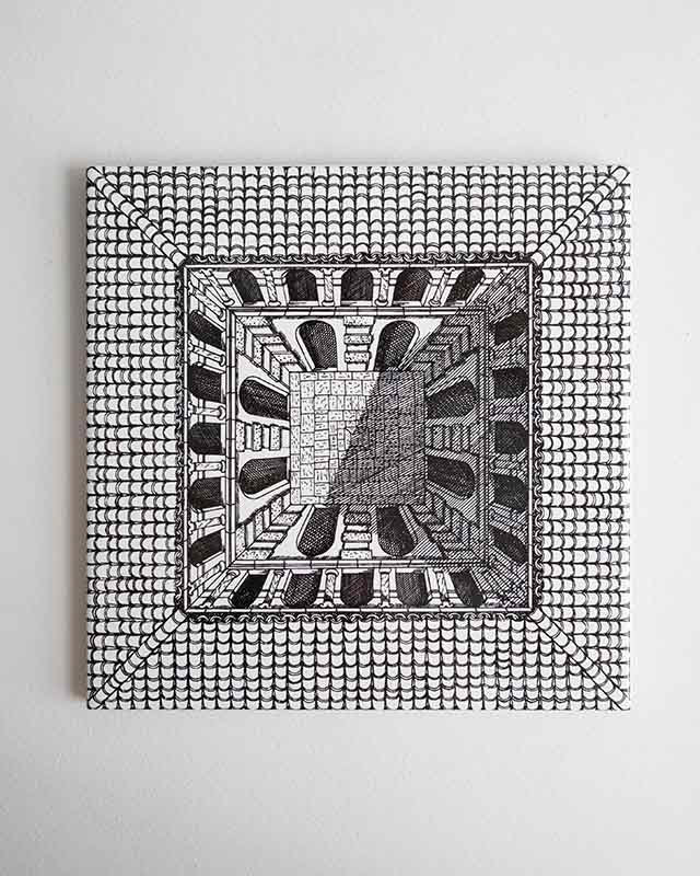 Dekoračná dlaždica Fornasetti „Architettura“, Taliansko