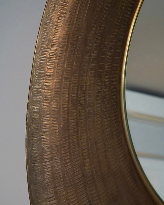 Veľké medené ručne tepané zrkadlo, 1980s