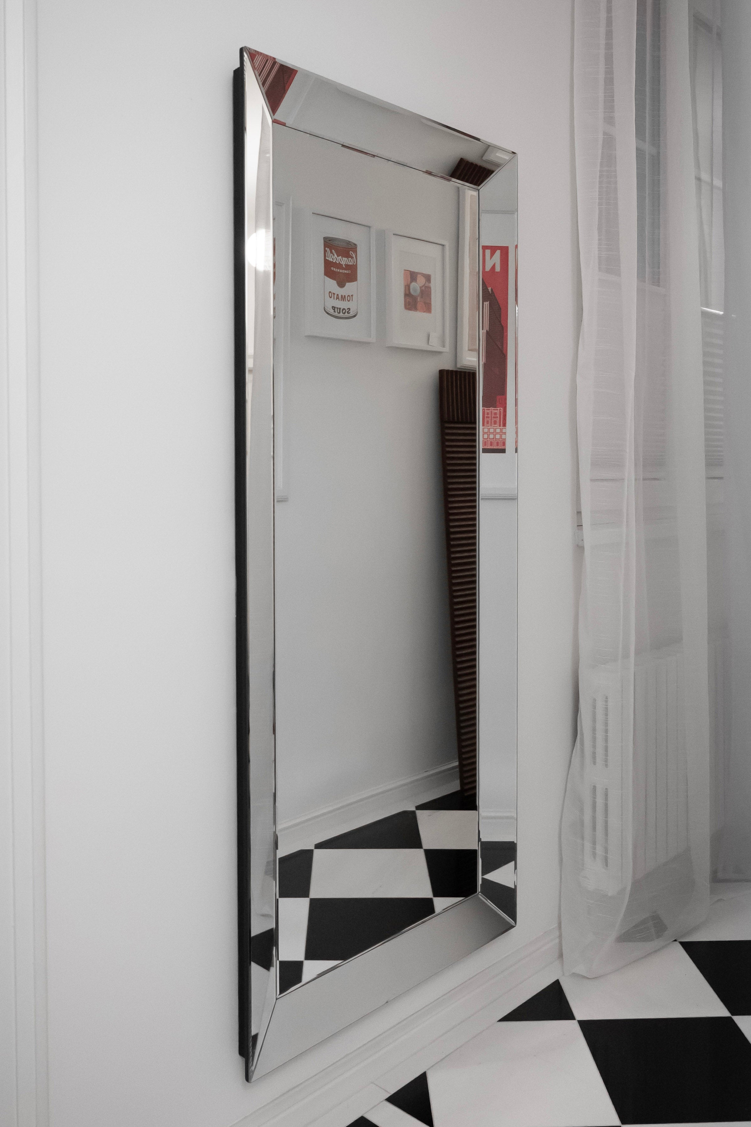 Elegantné veľké zrkadlo