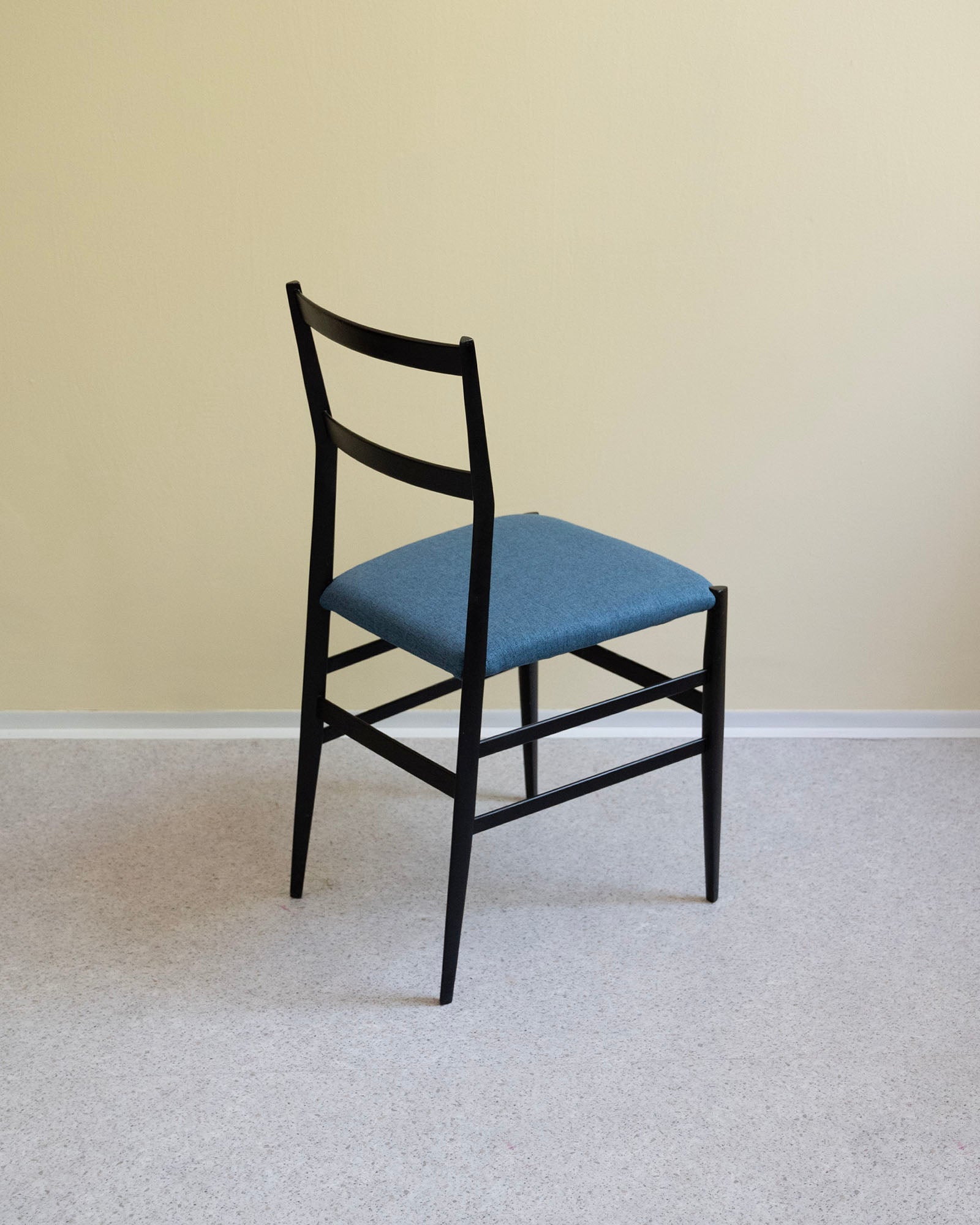 Stolička Superleggera, Gio Ponti, Cassina (2ks), 1970s