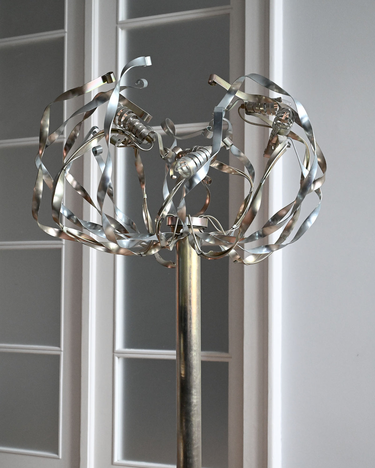 Podlahová kovová lampa, 1990s