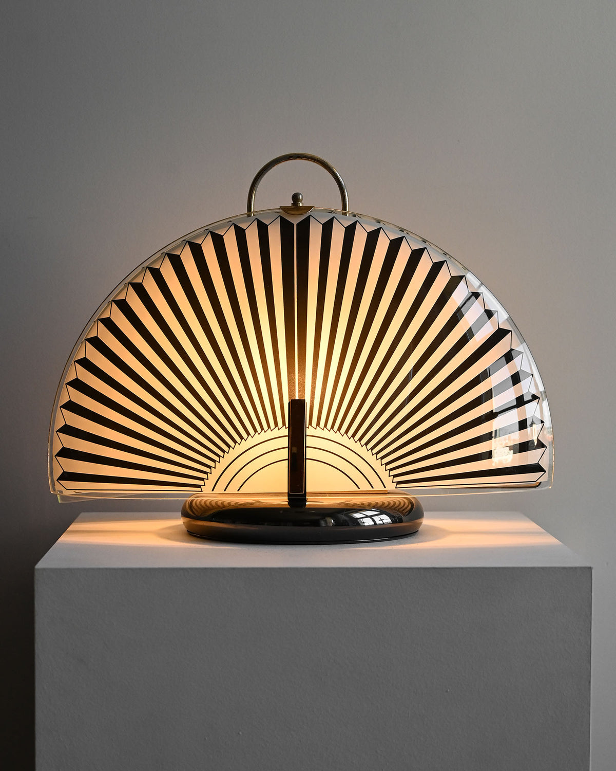 Lampa kabelka v štýle Memphis, 1980s