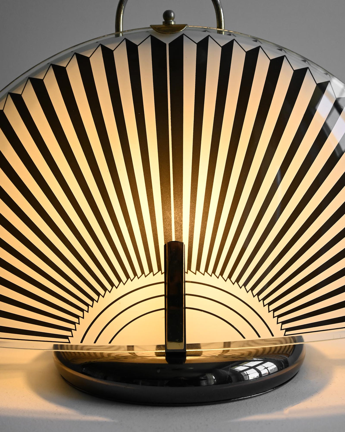 Lampa kabelka v štýle Memphis, 1980s