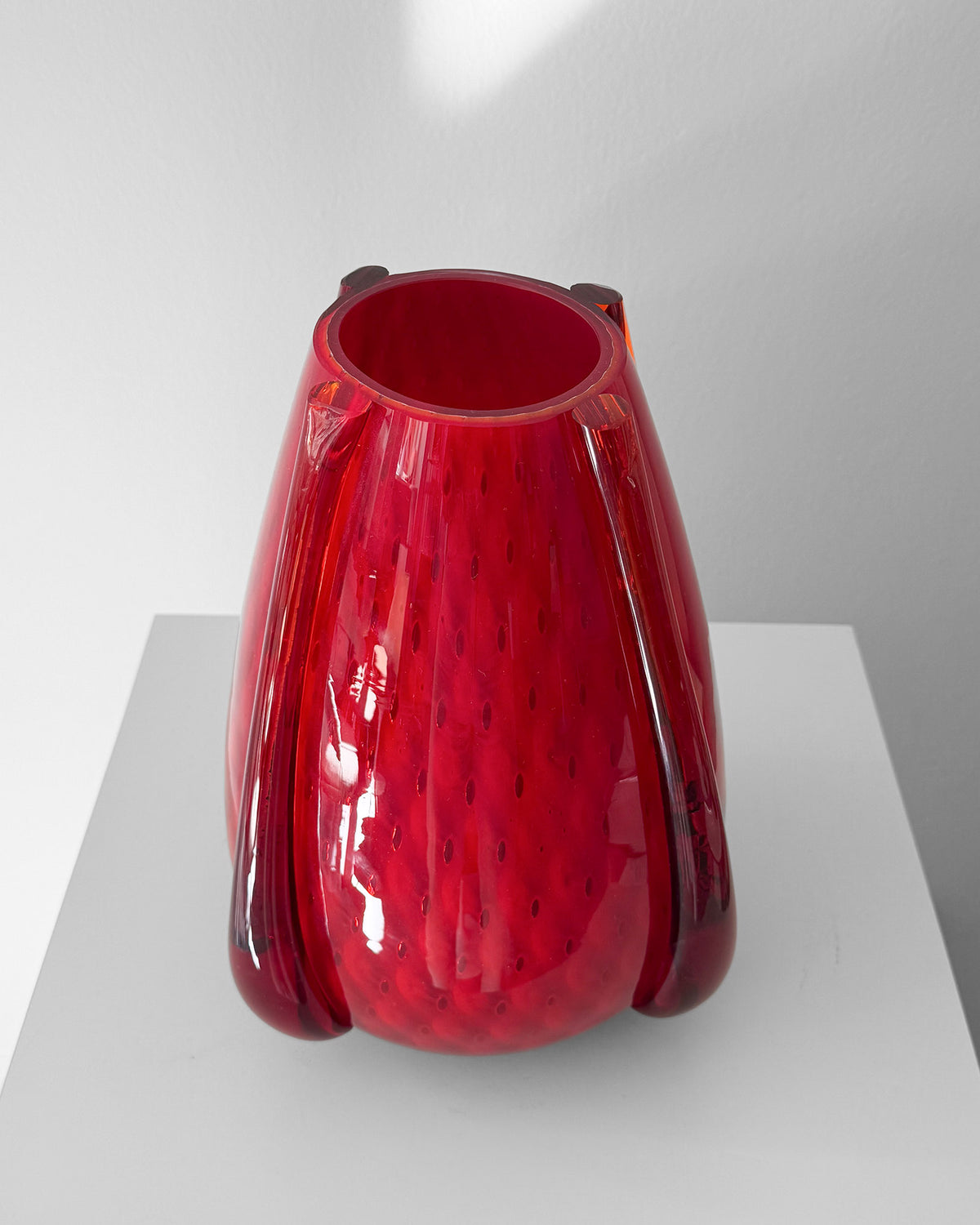 Vysoká váza jahoda murano, 1970s