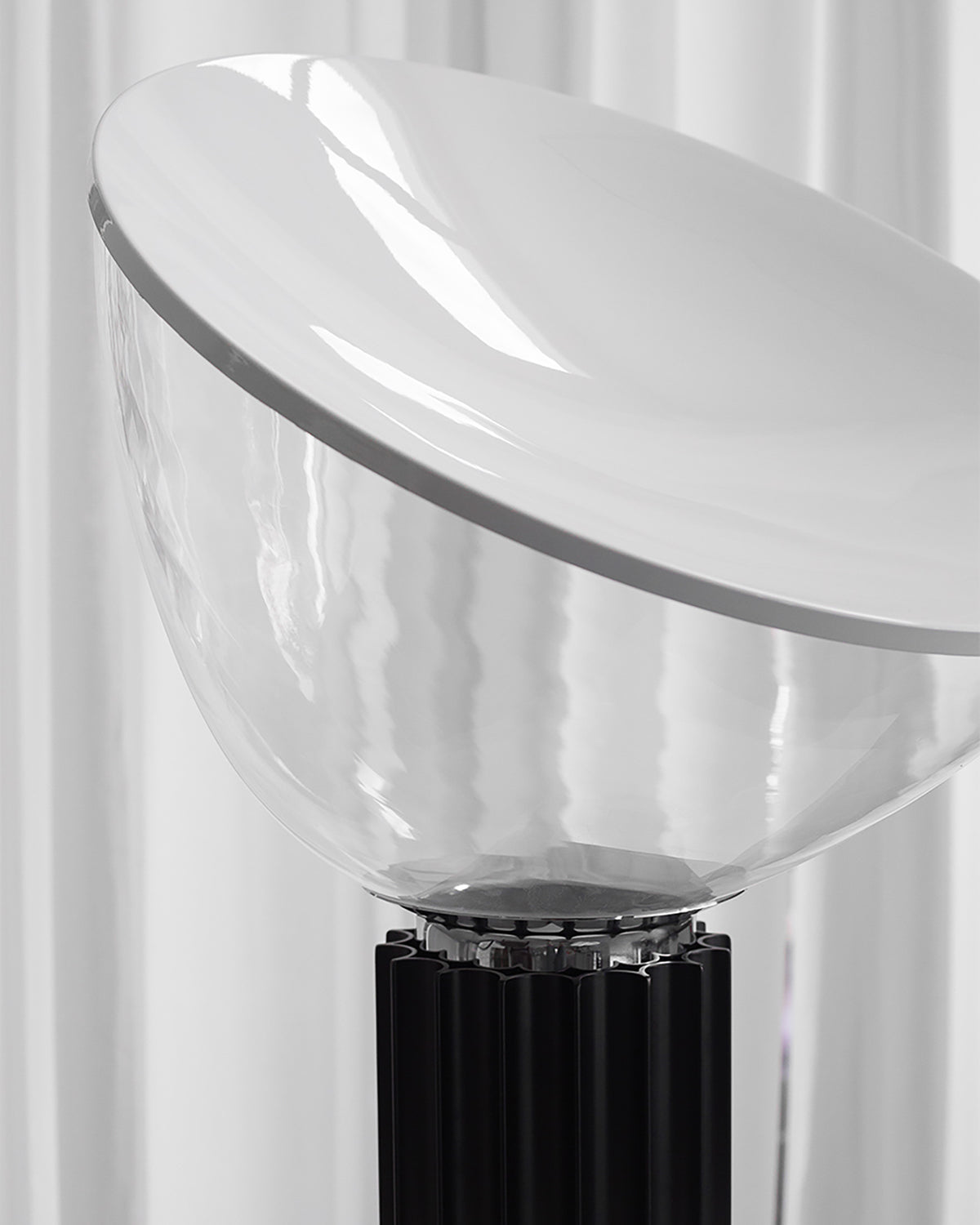 Lampa Taccia, Achille & Pier Giacomo Castiglioni, Flos, 1960s