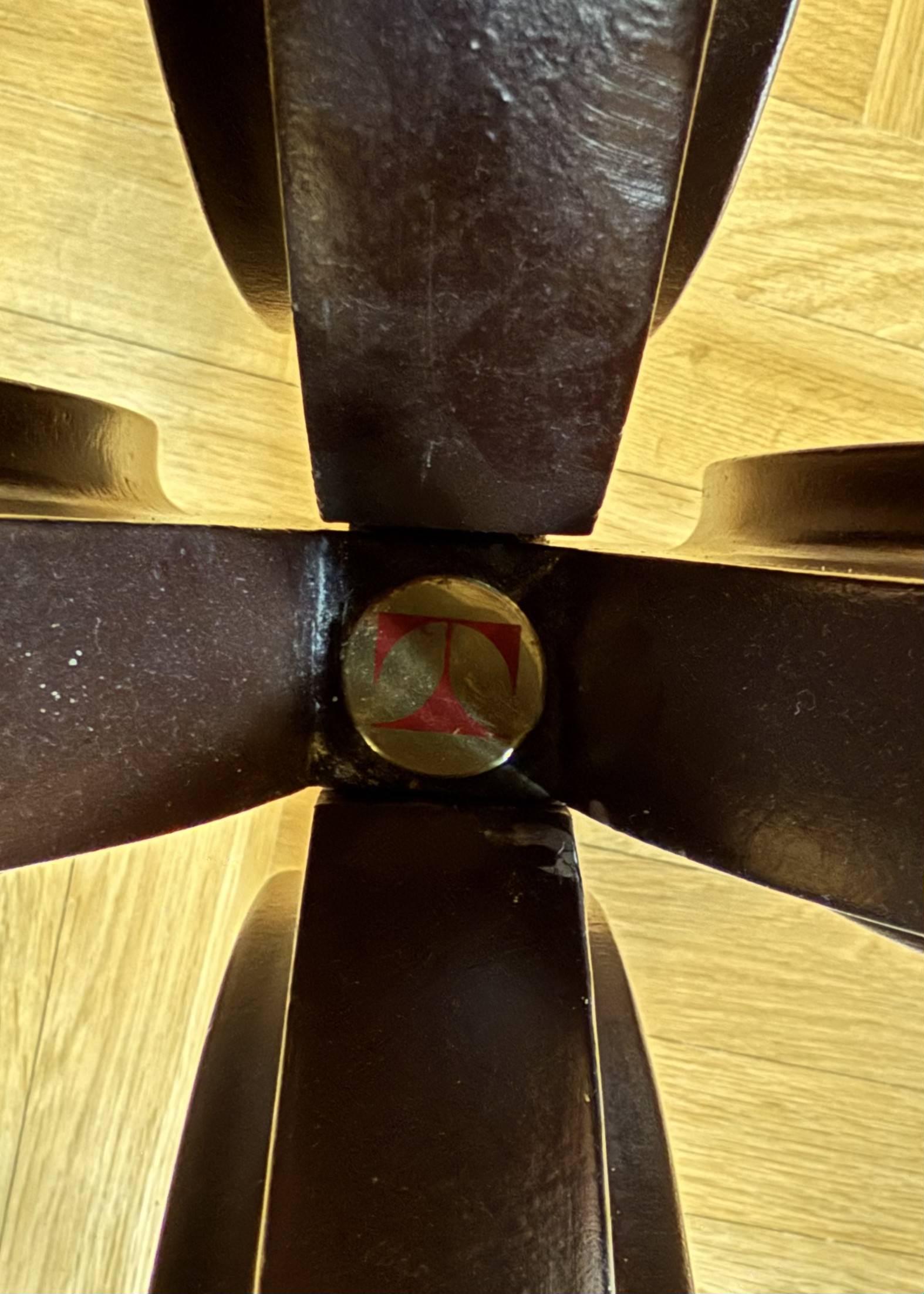 Kulatý jídelní mramorový stůl T69, 1960s