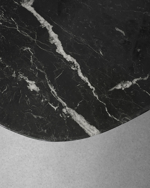 Oválny mramorový jedálenský stôl, Taliansko, 1970s