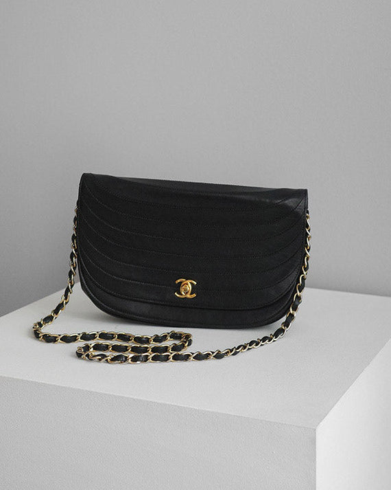 Chanel Half Moon Flap kabelka, 1980s