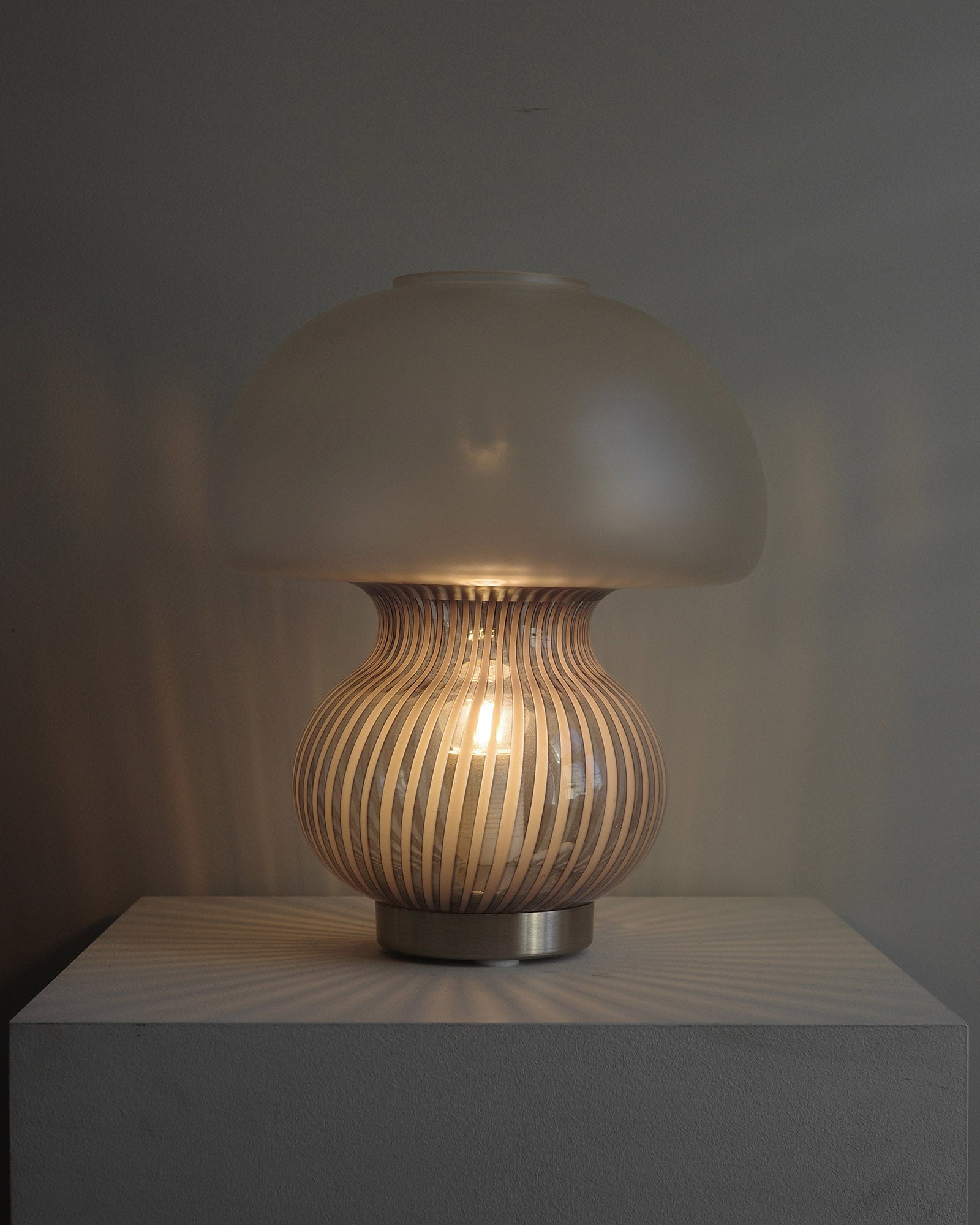 Lampa matný hríbik, 1980's